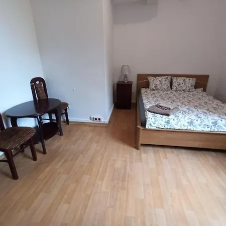 To Close * Varšava